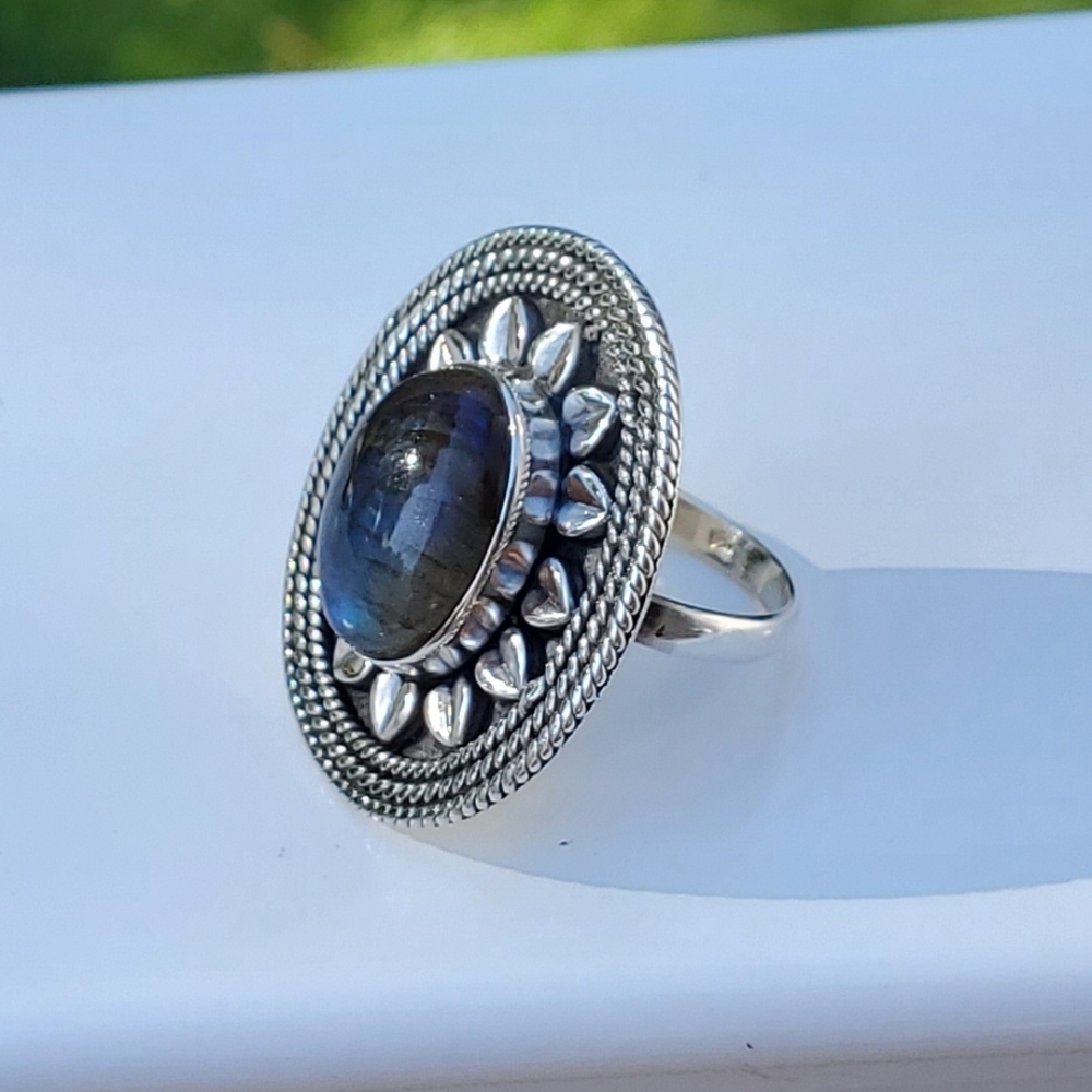 Malagasy Labradorite Ring